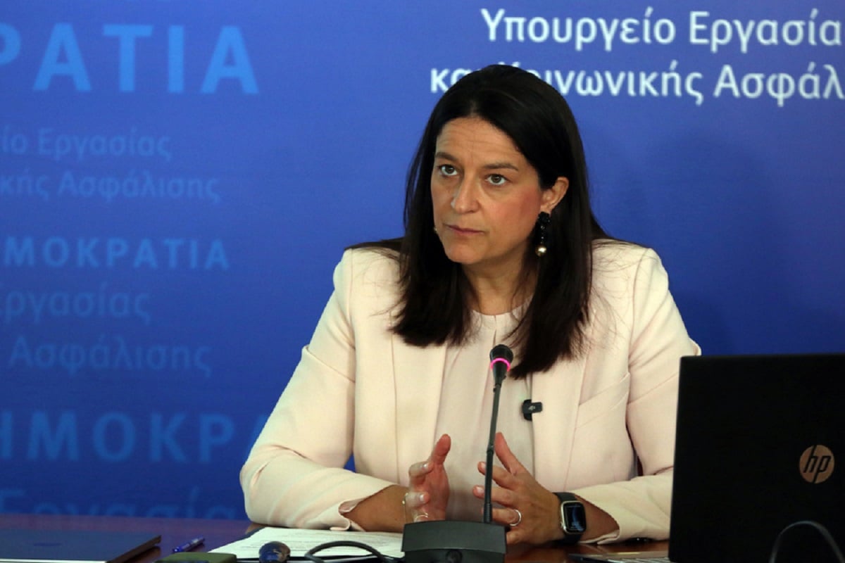 Home 59 Κεραμέως για κατώτατο μισθό: Προτεραιότητα, περισσότερες δουλειές, υψηλότερες αποδοχές