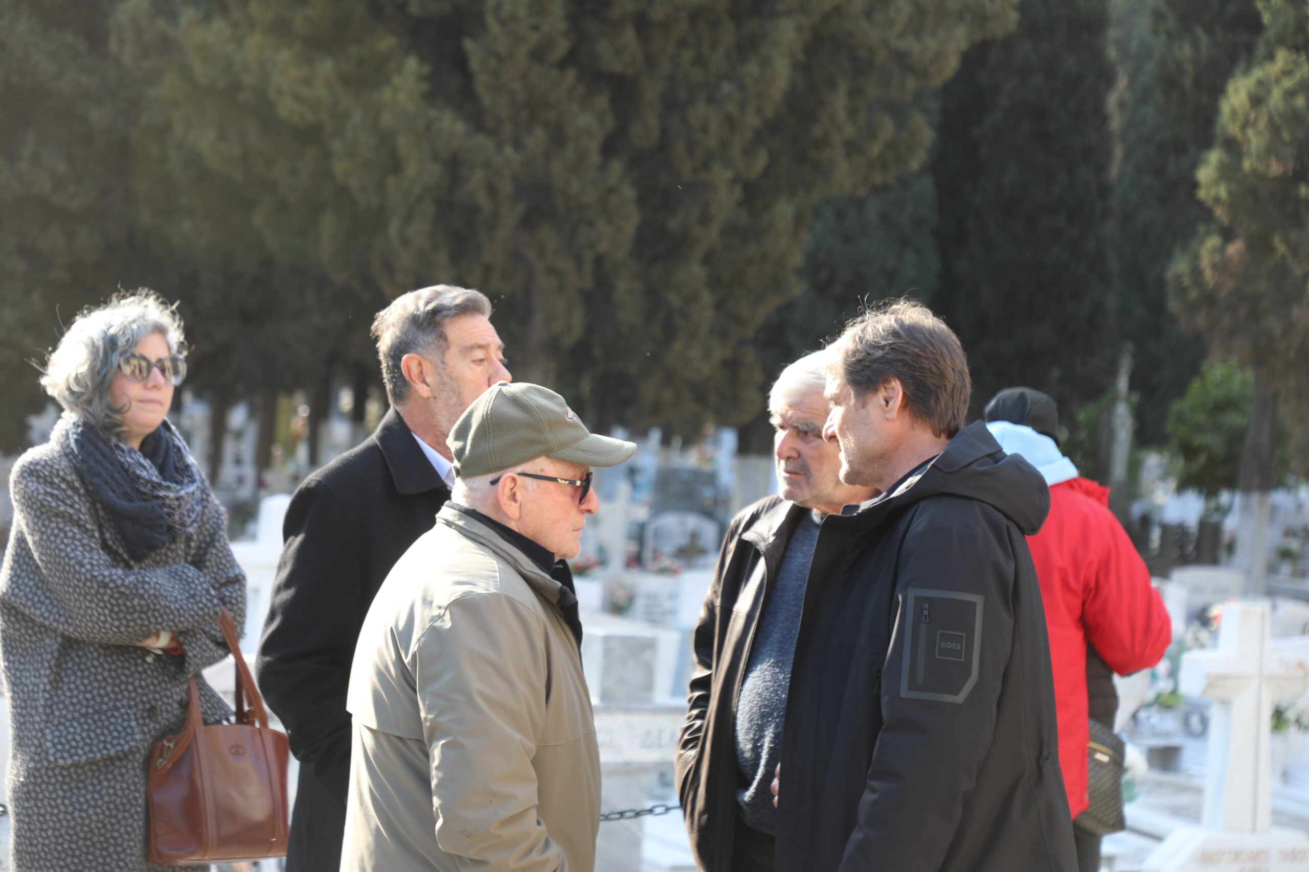 Αποχαιρετισμός Βασίλη Δανιήλ: Το ύστατο «αντίο» στον εμβληματικό Έλληνα προπονητή 6 Αποχαιρετισμός Βασίλη Δανιήλ: Το ύστατο «αντίο» στον εμβληματικό Έλληνα προπονητή