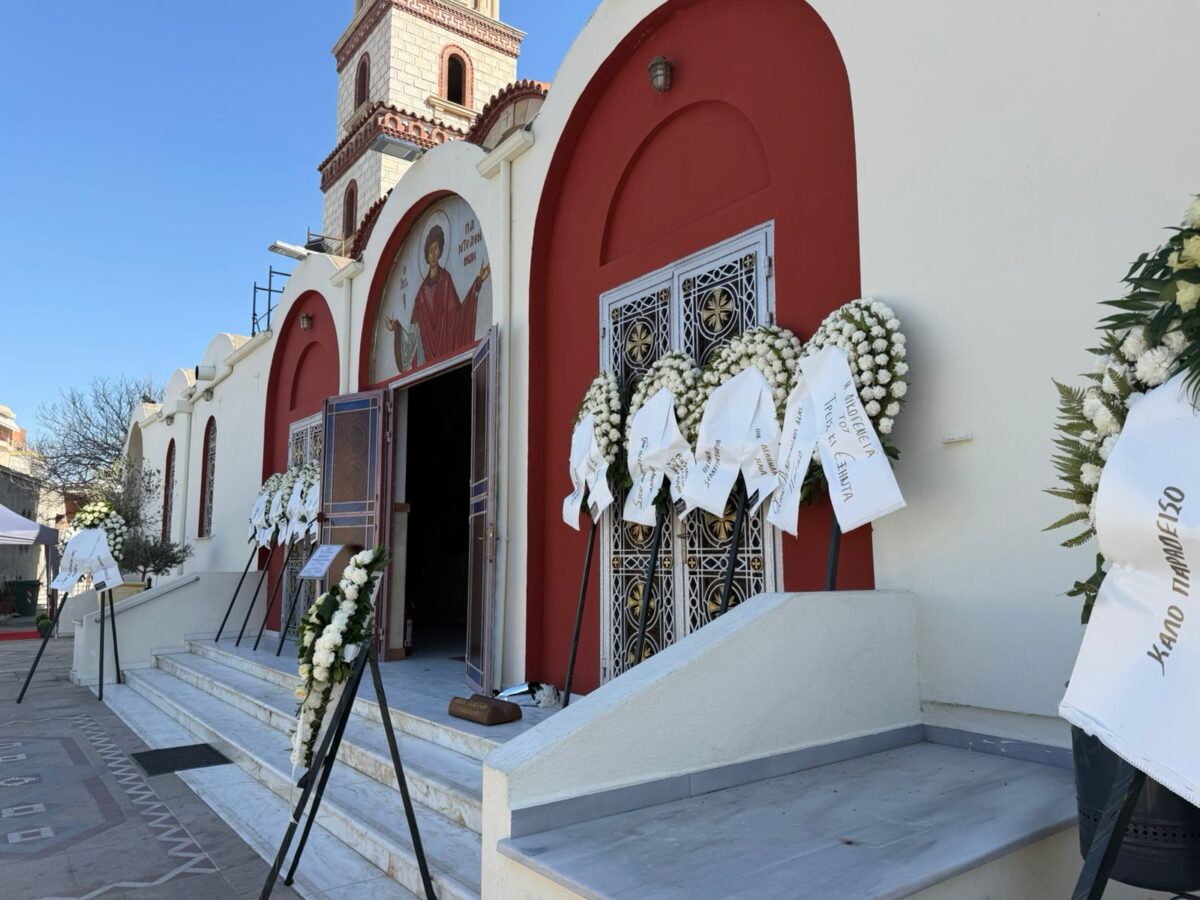 Η κηδεία του 25χρονου στην Πολίχνη Θεσσαλονίκης