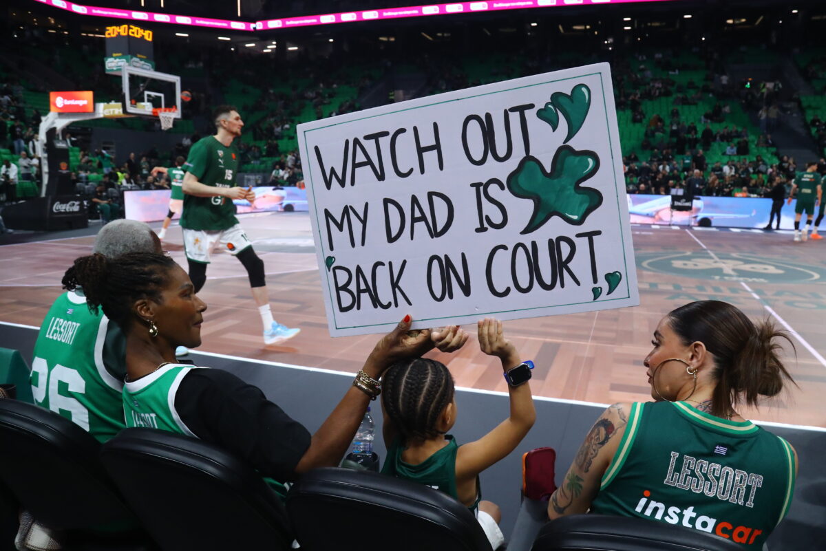 Συγκλονιστικό μήνυμα από τον γιο του Ματίας Λεσόρ: «Προσοχή, ο πατέρας μου επέστρεψε»