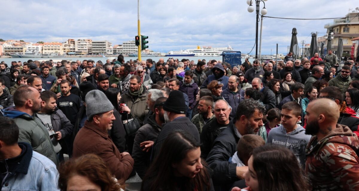 Λέσβος: Αποκλεισμένο το λιμάνι από κτηνοτρόφους – Με προσωπικό ασφαλείας οι Δήμοι του νησιού