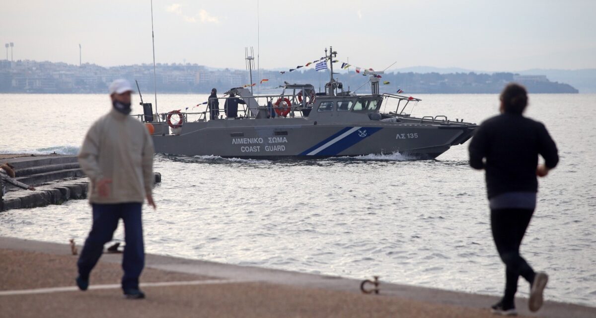 Θεσσαλονίκη: Κουτί με πυρομαχικά ανακαλύφθηκε στο λιμάνι, σε βάθος 13 μέτρων