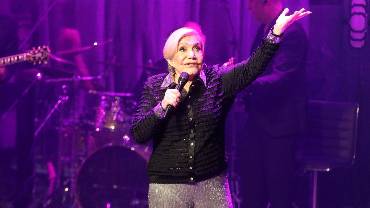 "Έφυγε από τη ζωή η Μαρινέλλα"