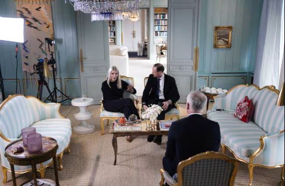 Η Μέτε-Μάριτ της Νορβηγίας για τη σχέση της με τον Επστάιν: «Εύχομαι να μην τον είχα γνωρίσει ποτέ» 3 Μέτε-Μάριτ