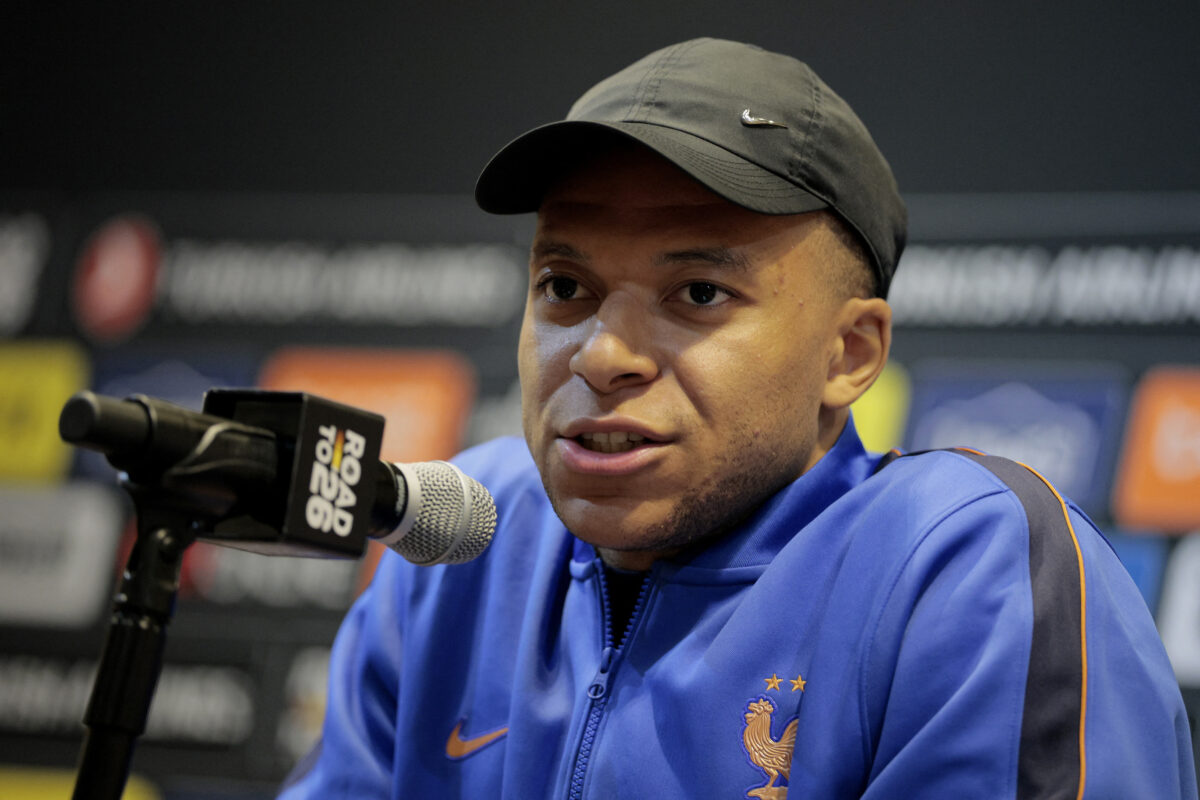 Εμπαπέ: «Αναληθές ότι οι γιατροί της Ρεάλ Μαδρίτης εξέτασαν το λάθος γόνατο»