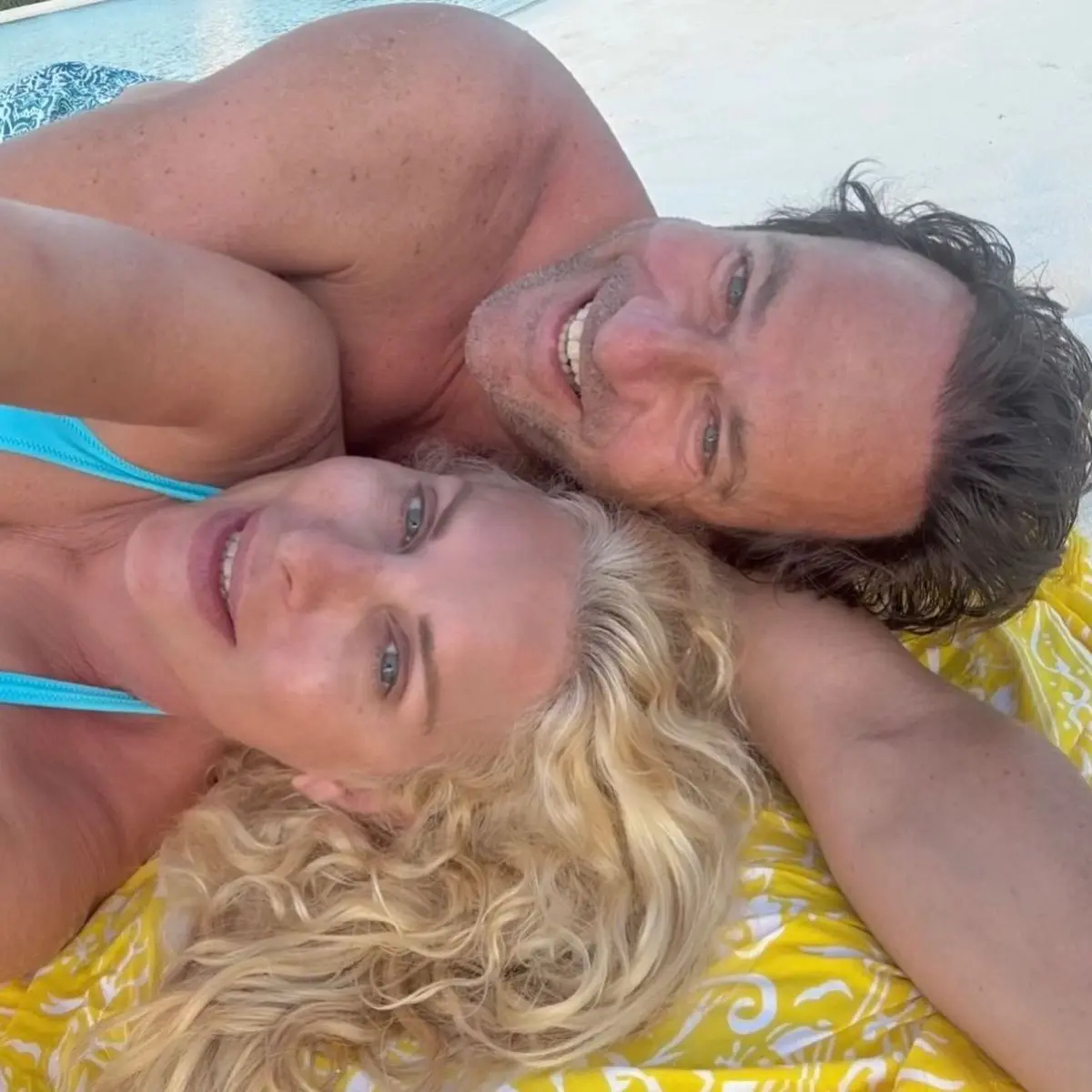 Ελένη Μενεγάκη και Ματέο Παντζόπουλος στις πασχαλινές διακοπές τους