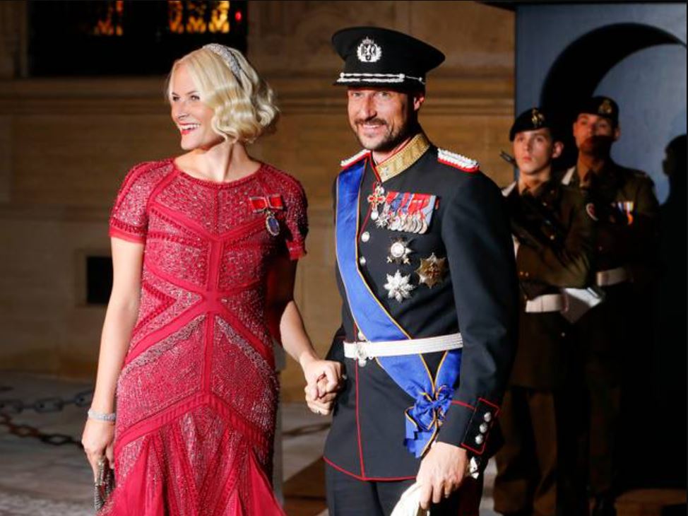 Η Μέτε-Μάριτ της Νορβηγίας για τη σχέση της με τον Επστάιν: «Εύχομαι να μην τον είχα γνωρίσει ποτέ» 4 Η Μέτε-Μάριτ της Νορβηγίας για τη σχέση της με τον Επστάιν: «Εύχομαι να μην τον είχα γνωρίσει ποτέ»