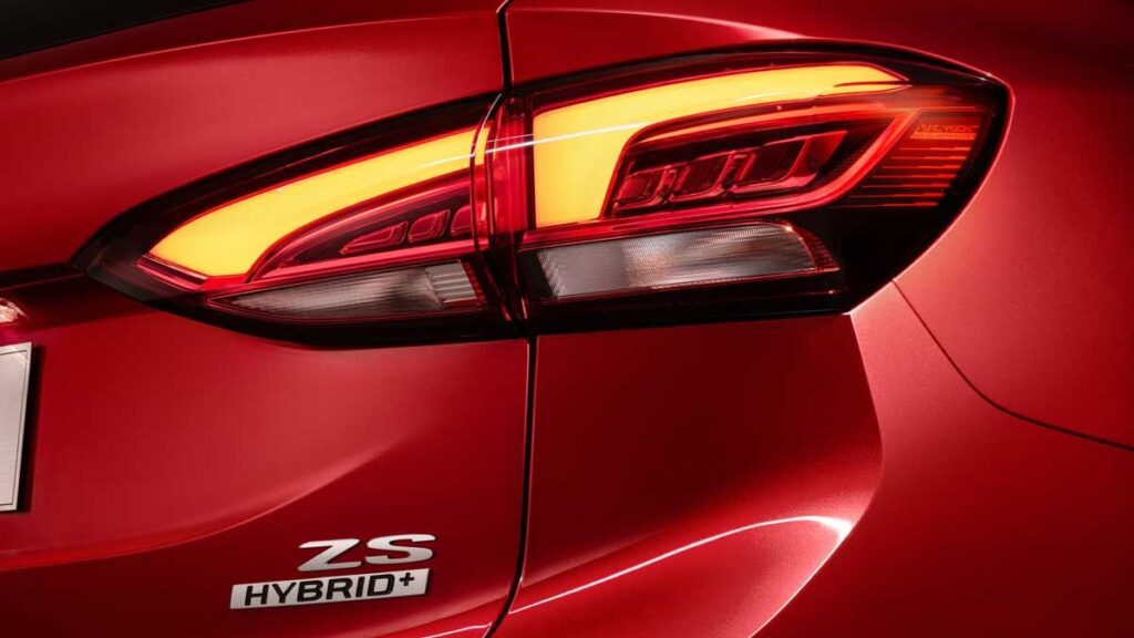 MG ZS Max: Με τιμή-«χτύπημα» στα C-SUV – κάτω από €20.000 12 MG ZS MAX