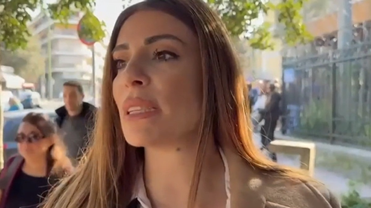 Παντελής Παντελίδης: Καθυστέρηση στη δίκη του 57χρονου για ψευδορκία – Οι πρώτες δηλώσεις της Μίνας Αρναούτη