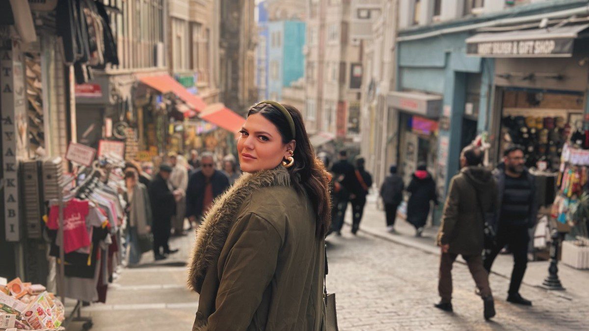 Δανάη Μπάρκα: Προχώρησε στο επόμενο στάδιο με τον αγαπημένο της, Φάνη (Βίντεο)