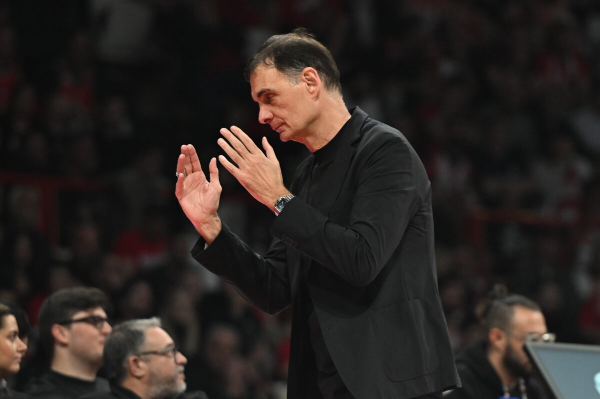 Μπαρτζώκας για τη σύγκρουση στη Μέση Ανατολή: «Ανθρώπινες ζωές θυσιάζονται για οικονομικά οφέλη»