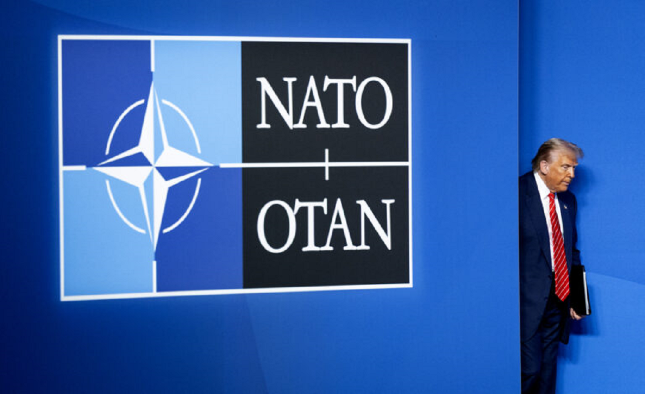 “Η πιθανή αποχώρηση των ΗΠΑ από το ΝΑΤΟ: Εξελίξεις και στρατηγικές επιπτώσεις”