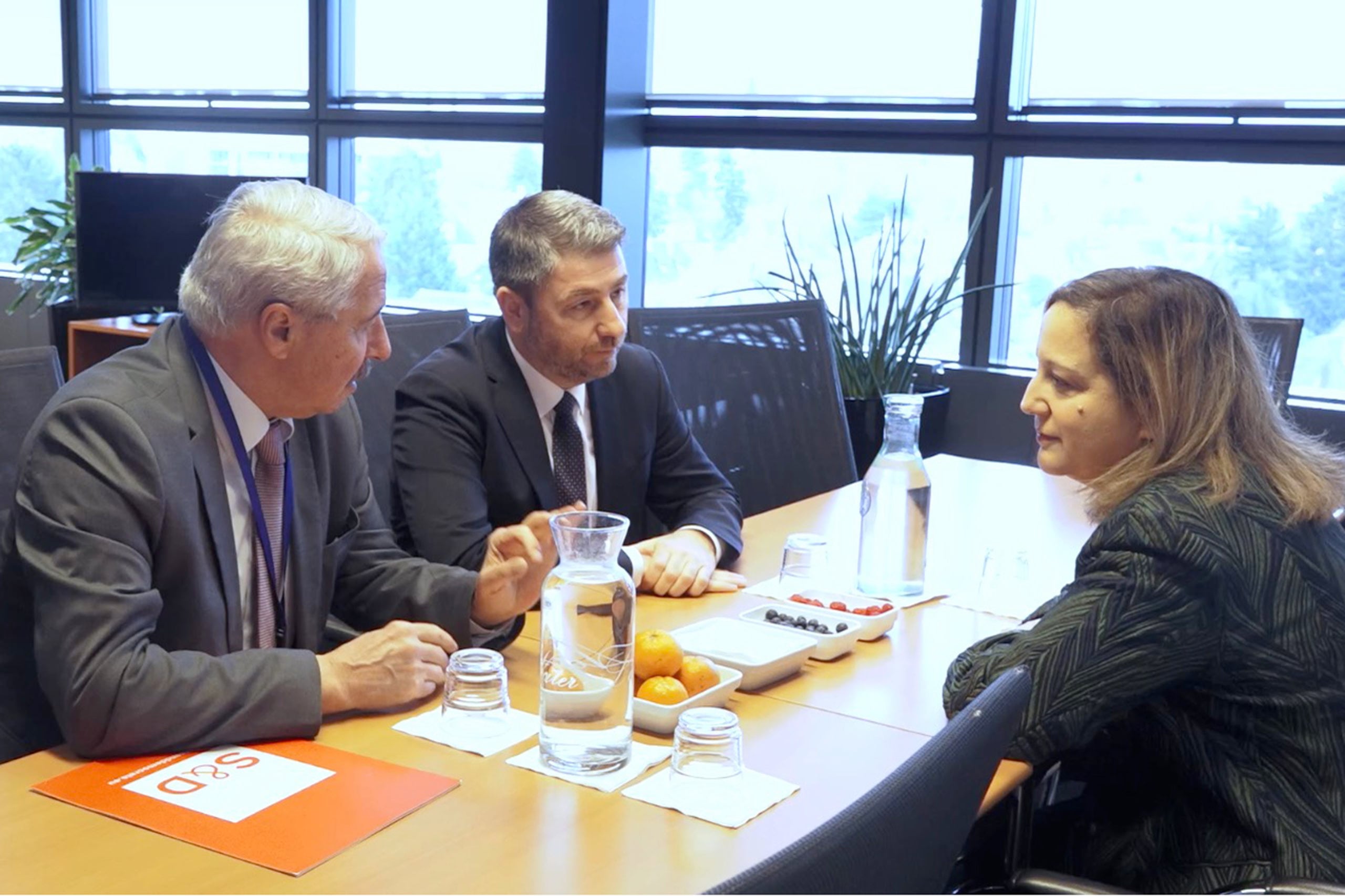 Ανδρουλάκης: «Η μάχη μας δεν είναι ατομική, αλλά μάχη αρχών και αξιών, για σεβασμό στα ανθρώπινα δικαιώματα και το κράτος δικαίου»