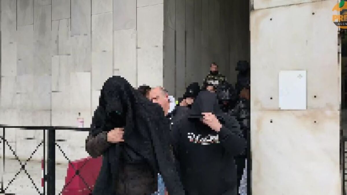Διάσημοι του κυκλώματος απάτης κατά ΕΦΚΑ έκλεισαν τις επιχειρήσεις τους και διέφυγαν σύλληψη