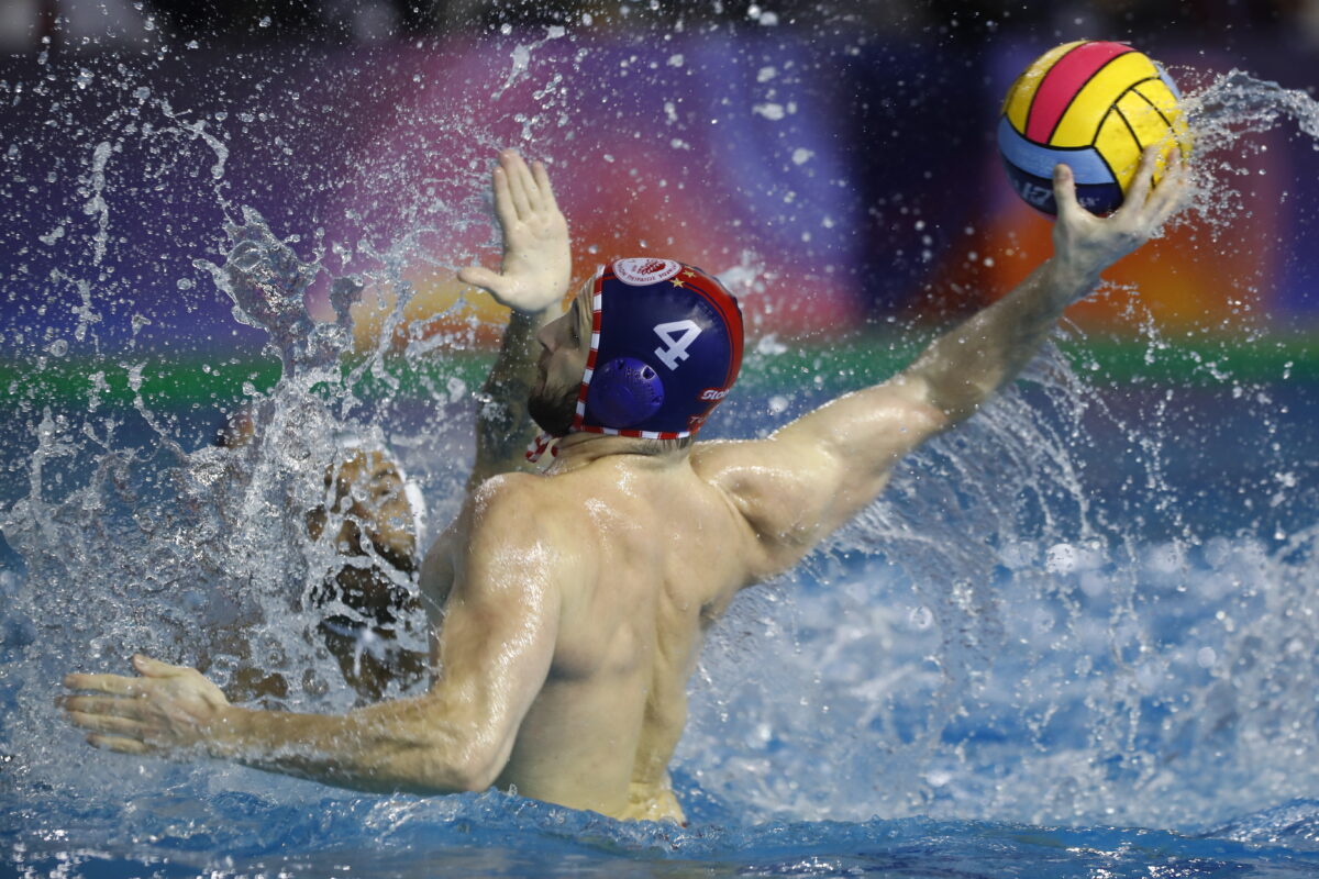 Νόβι Μπέογκραντ – Ολυμπιακός 12-10: Ήττα στην πρεμιέρα των προημιτελικών του Champions League στο πόλο