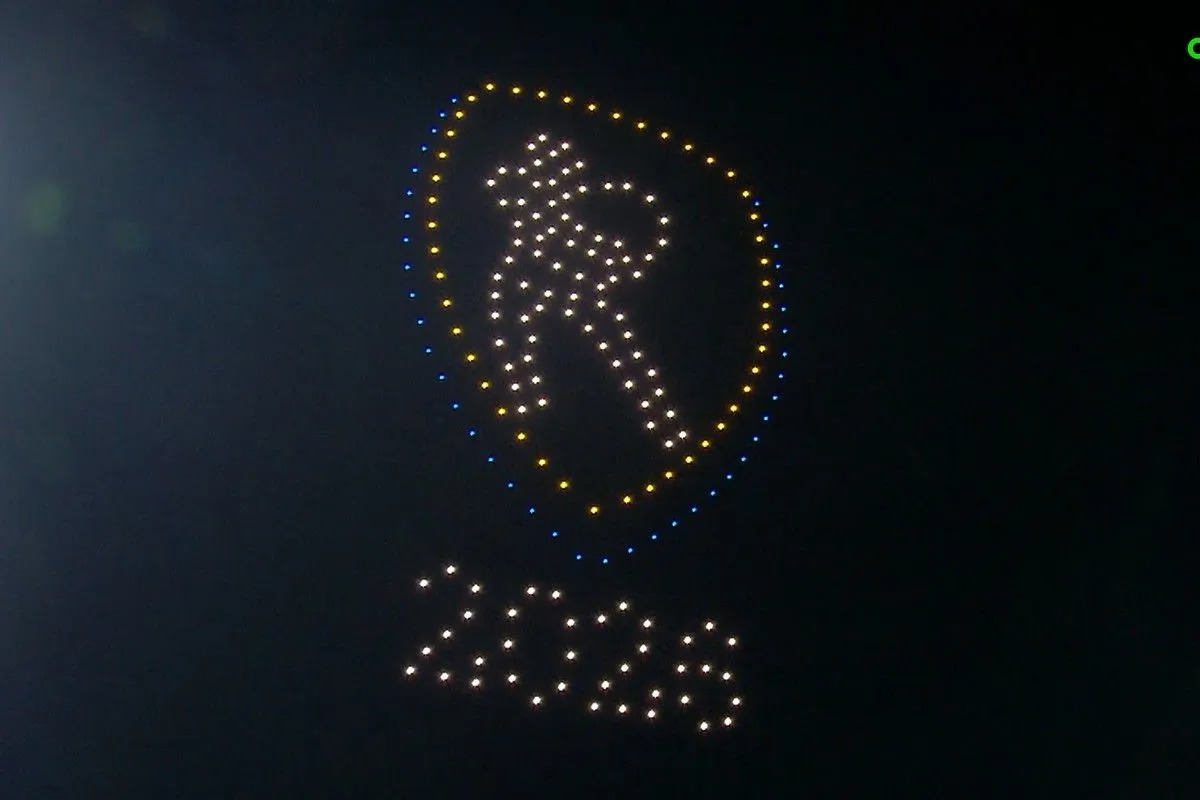 Παναιτωλικός: Το εντυπωσιακό θέαμα με drones και πυροτεχνήματα για τα 100 χρόνια της ομάδας