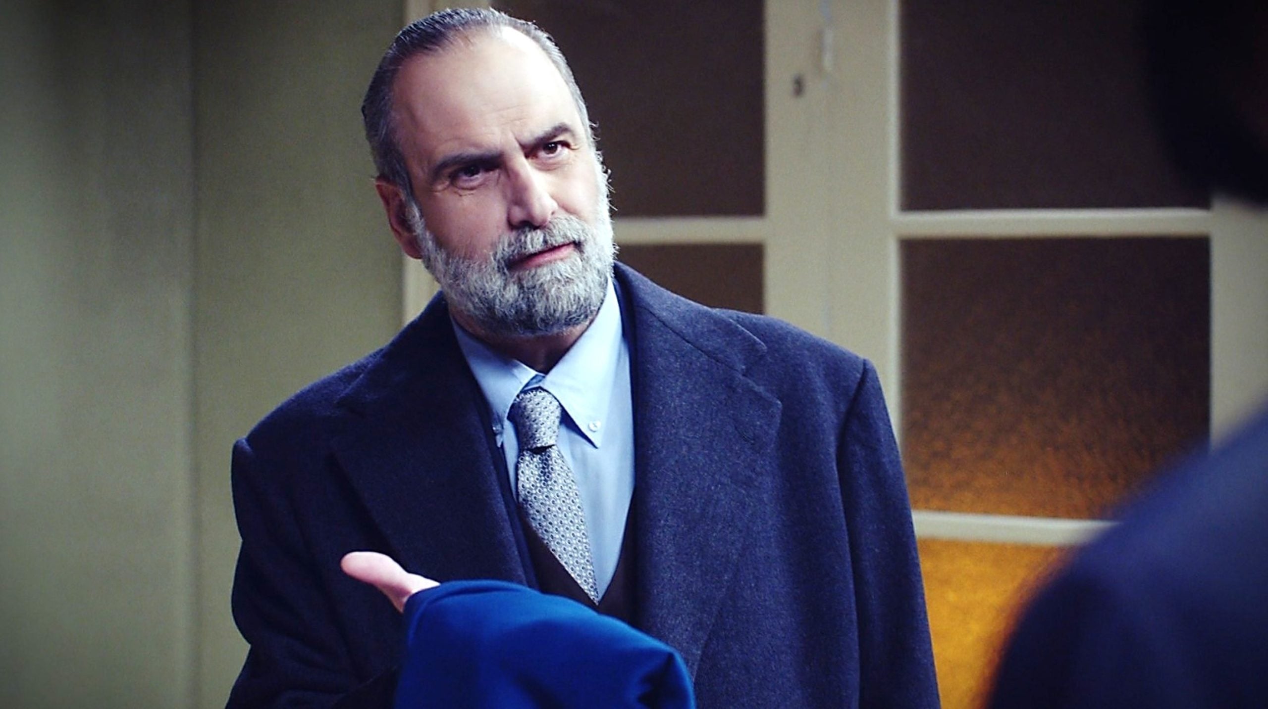 Άγιος έρωτας: Χλόη και Νικόλαος ερωτευμένοι στην Αθήνα 6 Άγιος έρωτας: Χλόη και Νικόλαος ερωτευμένοι στην Αθήνα