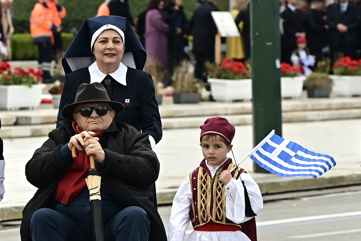 25η Μαρτίου: Συναρπαστικές στιγμές από τις παρελάσεις σε όλη την Ελλάδα για την επέτειο 19 Παρέλαση