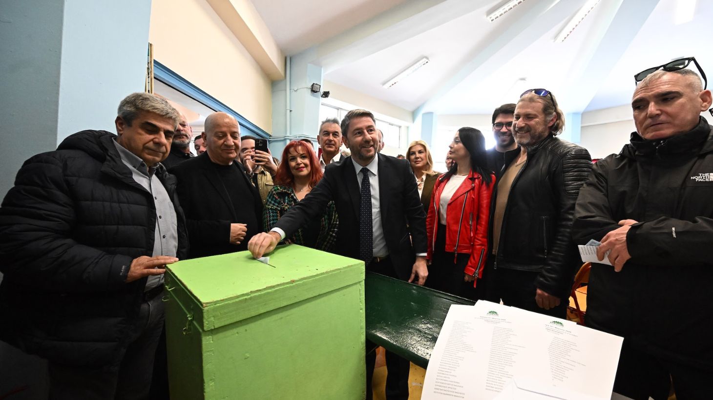 ΠΑΣΟΚ: Μεγάλη προσέλευση στις εκλογές για συνέδρους – Ψήφισαν πάνω από 150.000 μέλη