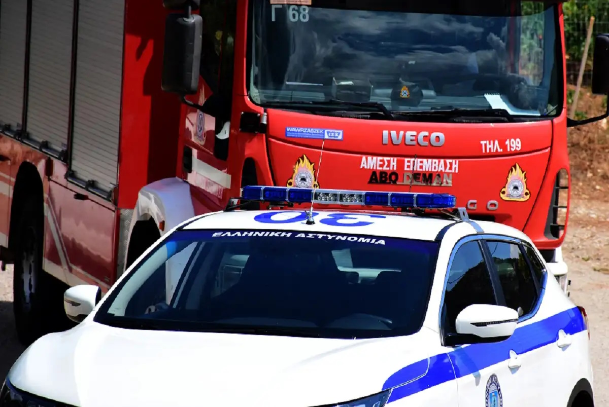 Home 69 Πυρκαγιά σε παλιό κτίριο στο Μεταξουργείο, κυκλοφοριακή διακοπή