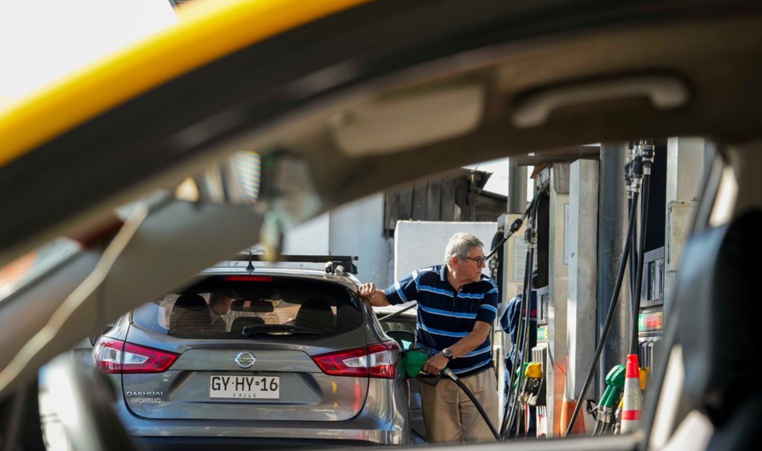 Μείωση άνω του 5% στο πετρέλαιο μετά τις δηλώσεις Τραμπ για συνομιλίες με το Ιράν