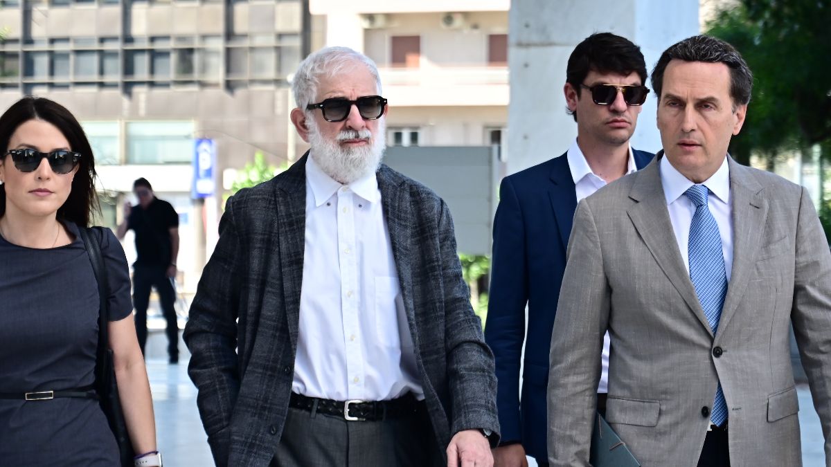 Φιλιππίδης: Οργισμένη αντίδραση από τον δικηγόρο της καταγγέλλουσας – «Δεν θα ζητήσει συγγνώμη»