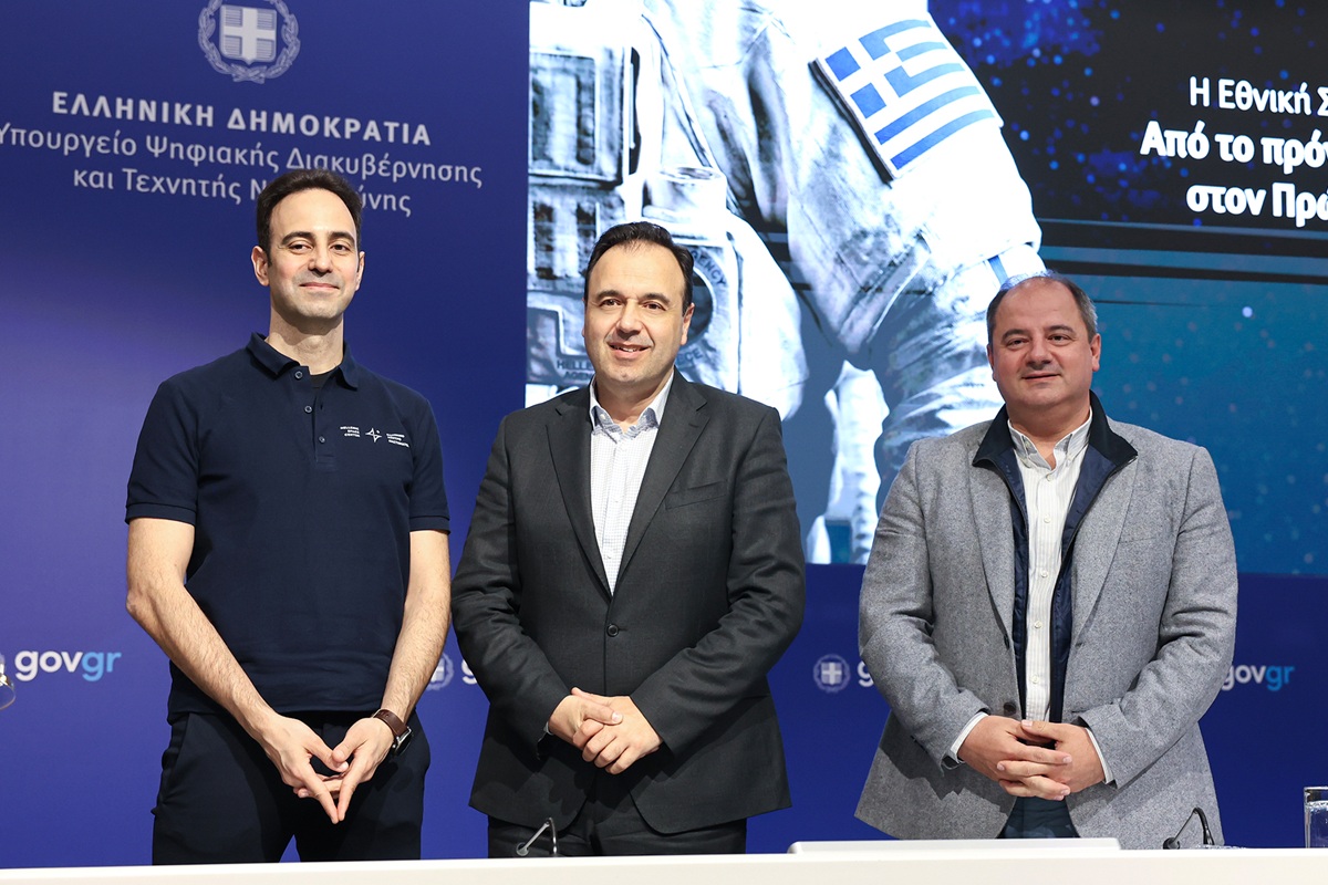 Η Ελλάδα αναπτύσσει διαστημικό δίκτυο: Μικροδορυφόροι και η συμμετοχή του Αδριανού Γολέμη στην εκπαίδευση αστροναυτών του ESA