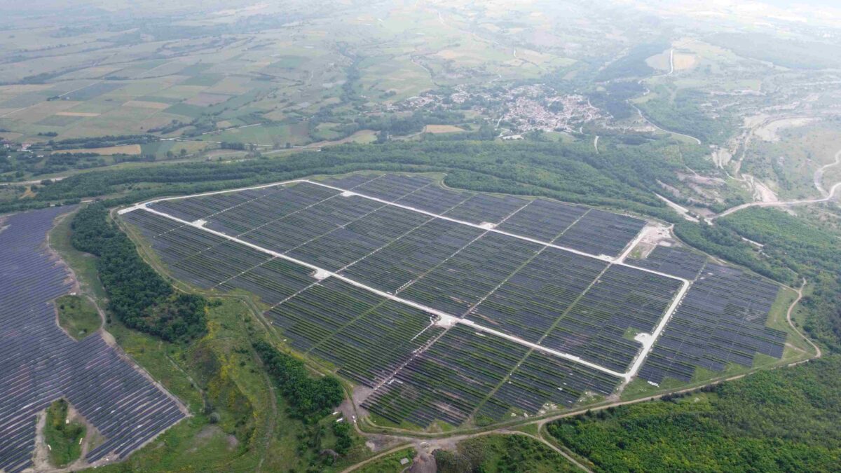 Παγκόσμια Ημέρα Ανακύκλωσης – Πώς η κυκλική οικονομία υλοποιείται στον Όμιλο ΔΕΗ 4 Παγκόσμια Ημέρα Ανακύκλωσης – Πώς η κυκλική οικονομία υλοποιείται στον Όμιλο ΔΕΗ