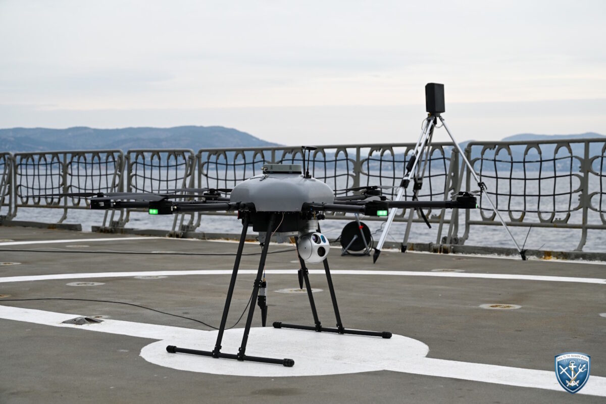 Home 75 Πολεμικό Ναυτικό: Εντυπωσιακές εικόνες από την πρωτοποριακή άσκηση με drones και μη επανδρωμένα σκάφη επιφανείας