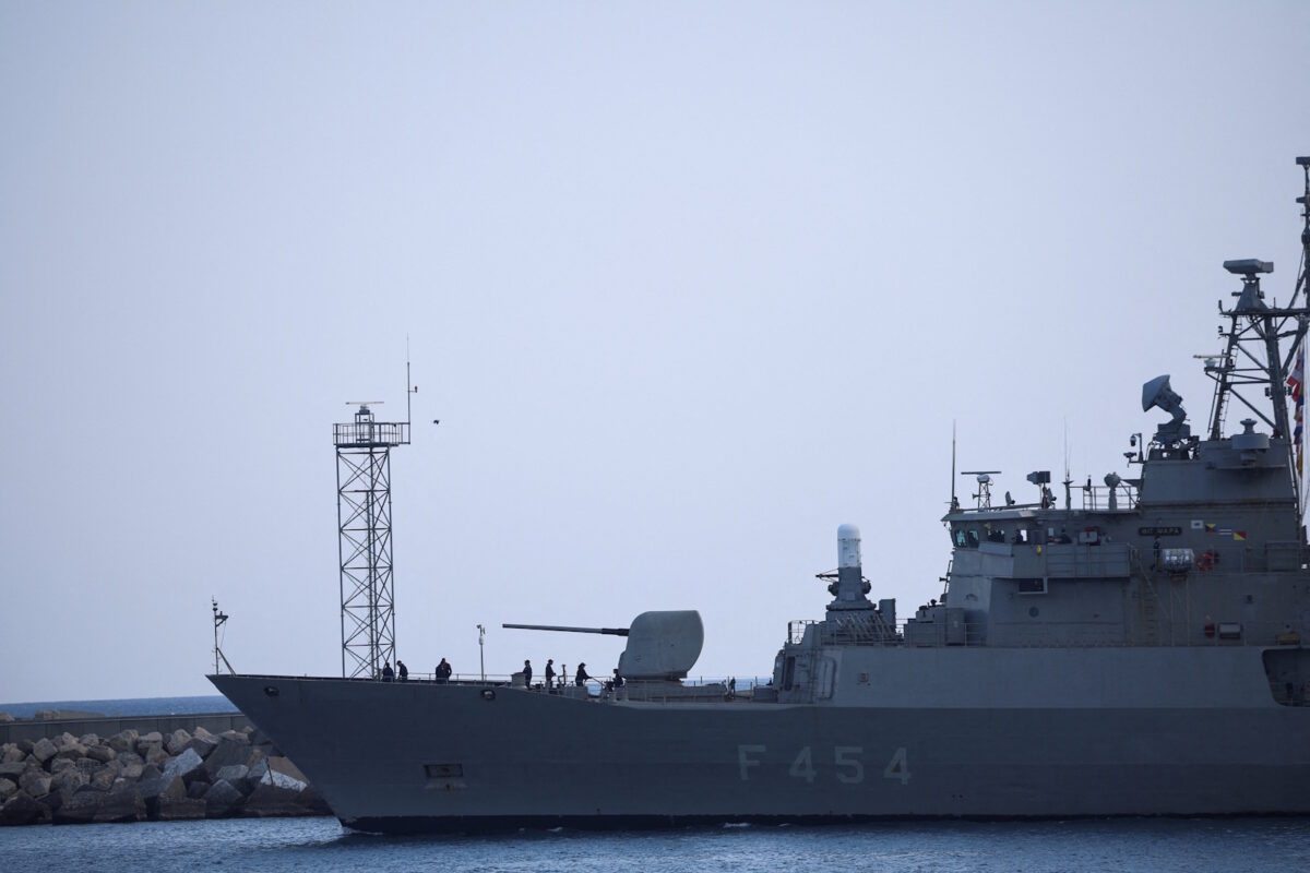 Επίκειται εξοπλιστική «θύελλα» στις Ένοπλες Δυνάμεις – Αεράμυνα θόλου, αναβάθμιση F-16 και εκσυγχρονισμός φρεγατών ΜΕΚΟ