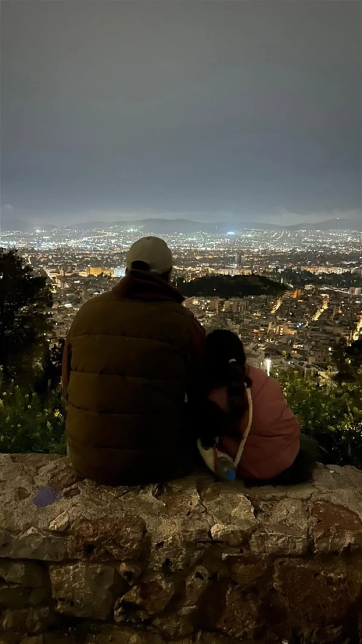 Νικολέττα Ράλλη: Η απόδραση στο εξωτερικό μετά την είδηση του χωρισμού από τον Ανδρούτσο – Εικόνες 29 Ο σύζυγος της Ράλλη με την κόρη τους