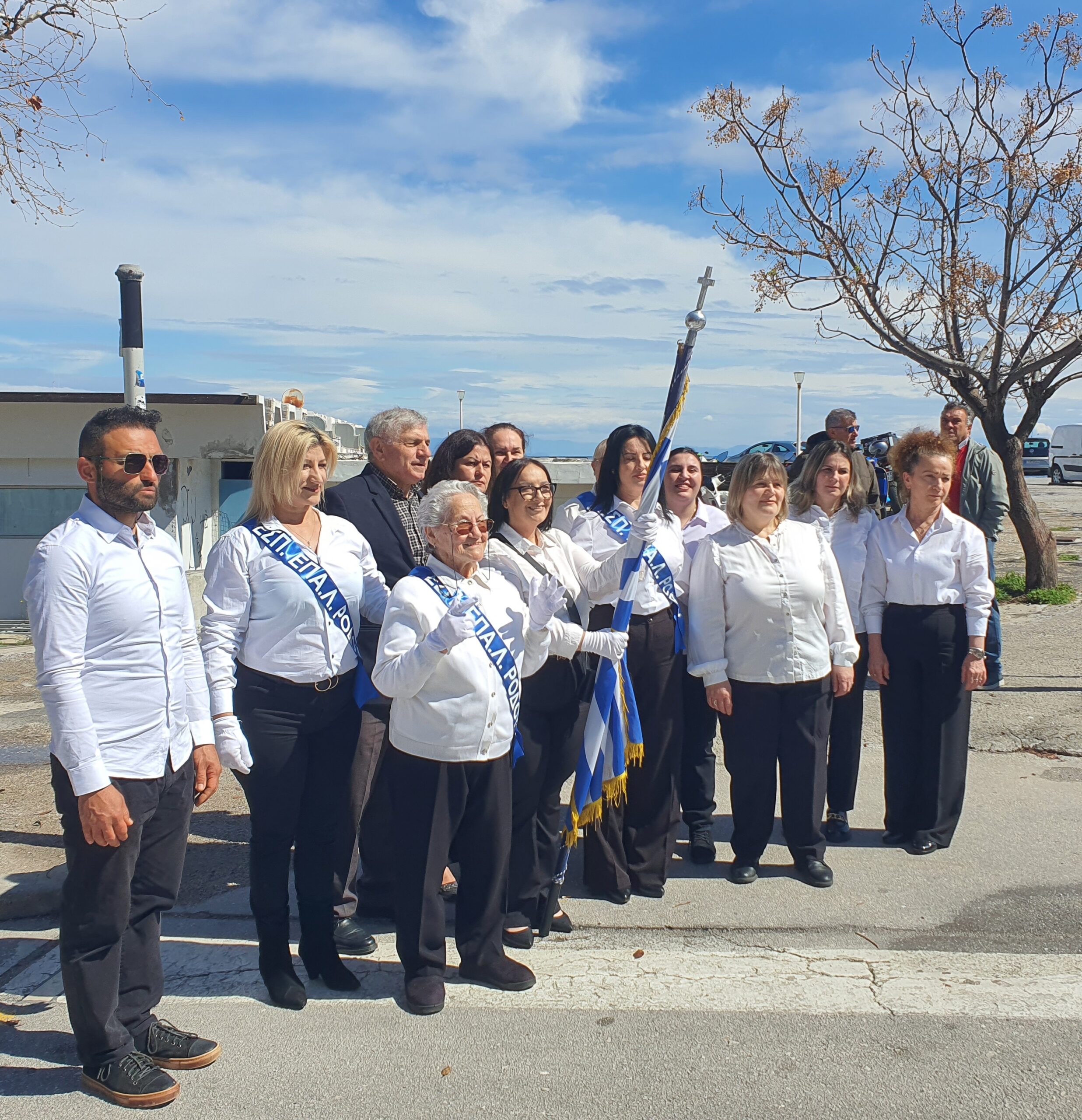 25η Μαρτίου στη Ρόδο: 82χρονη μαθήτρια παρέλασε με περηφάνια μπροστά σε χιλιάδες θεατές