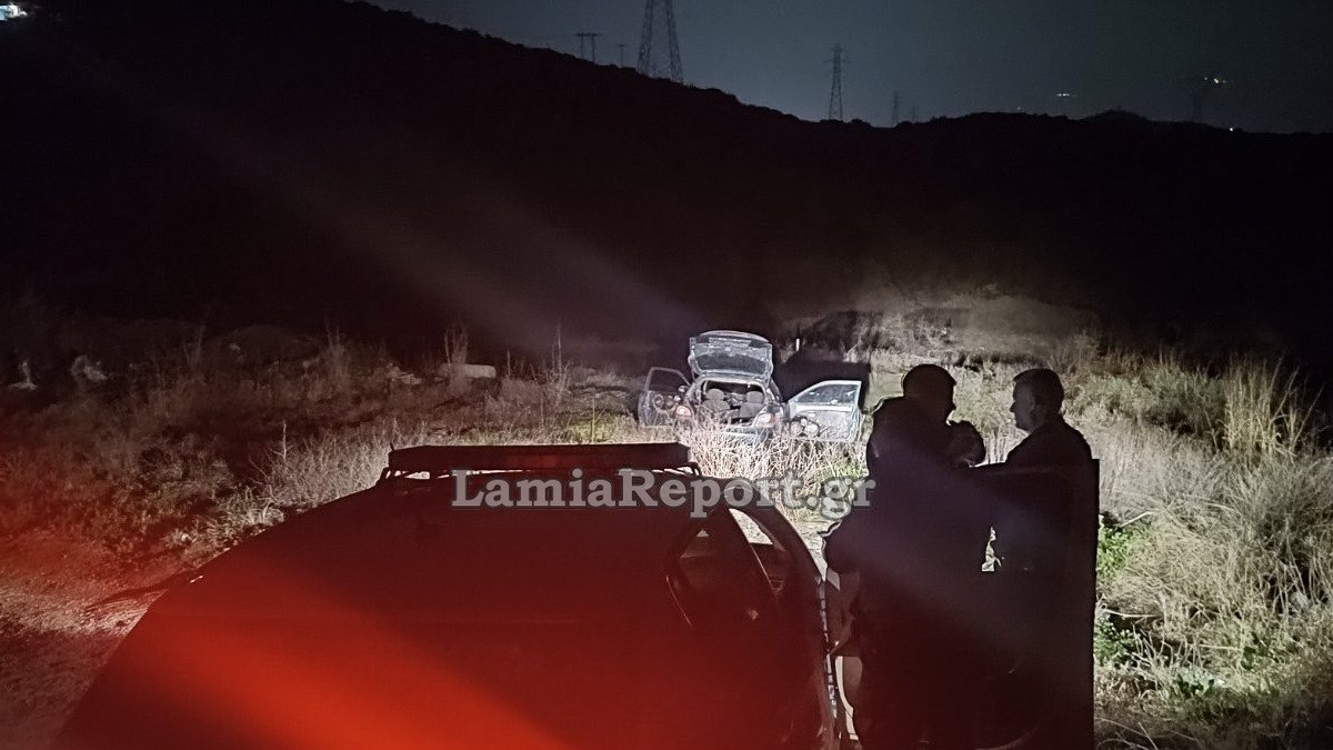 Λαμία: Άρπαξαν κινητά, παρέσυραν γυναίκα – Άγρια καταδίωξη Ρομά, εγκατέλειψαν το όχημα