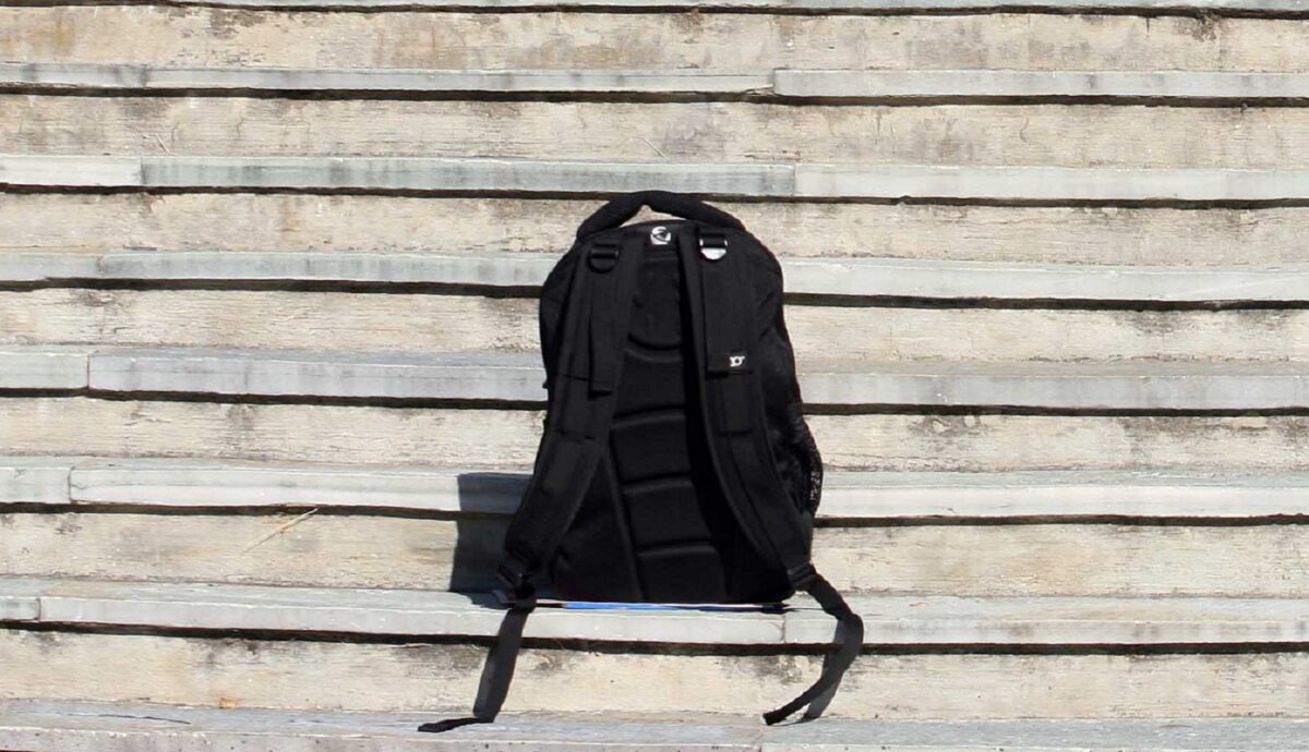 Απαραίτητα αντικείμενα για το σακίδιο επιβίωσης – Δείτε το βίντεο του Ερυθρού Σταυρού