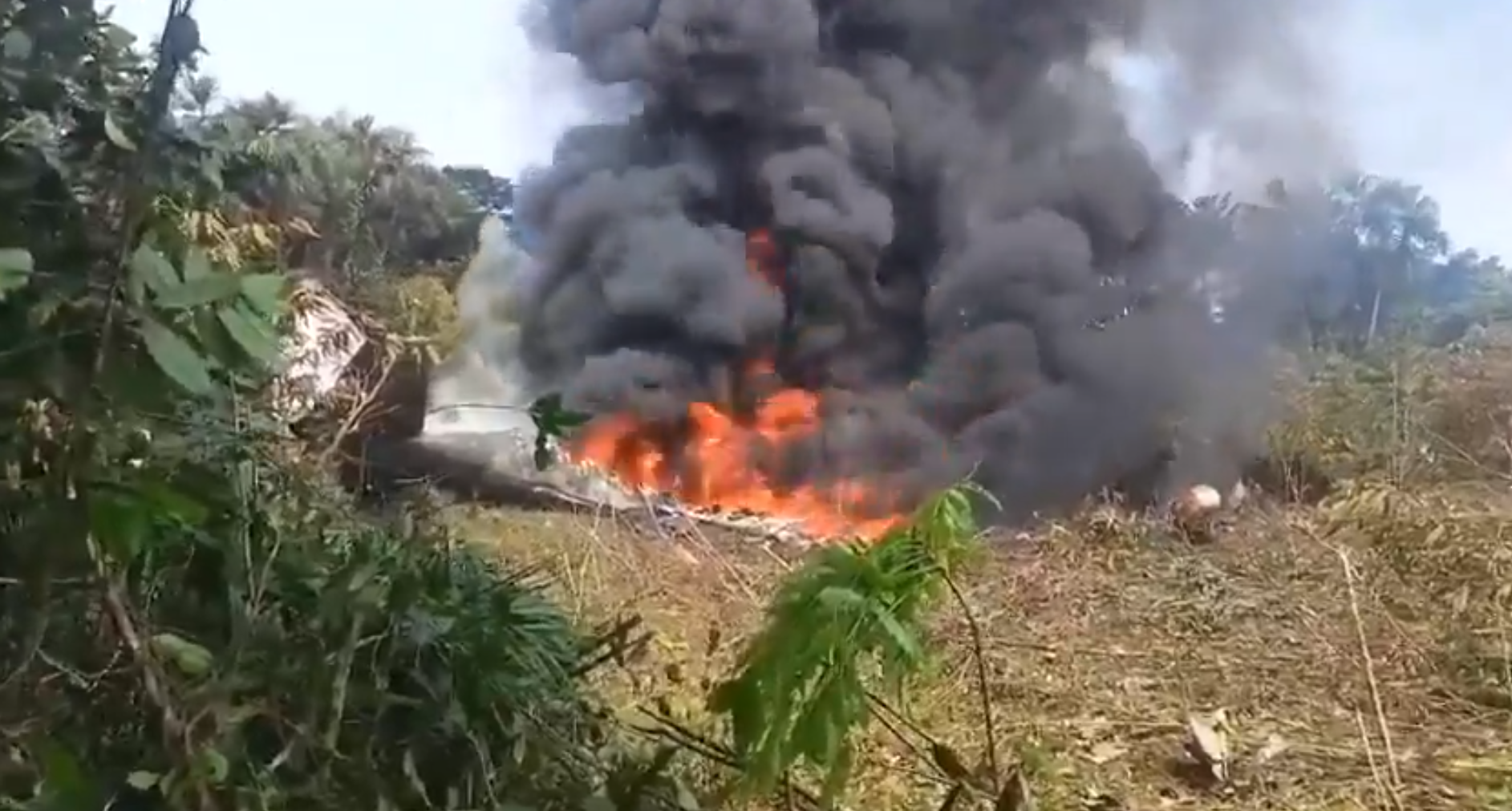 Κολομβία: Δραματική συντριβή στρατιωτικού αεροσκάφους – 66 νεκροί, αγωνία για 4 αγνοούμενους