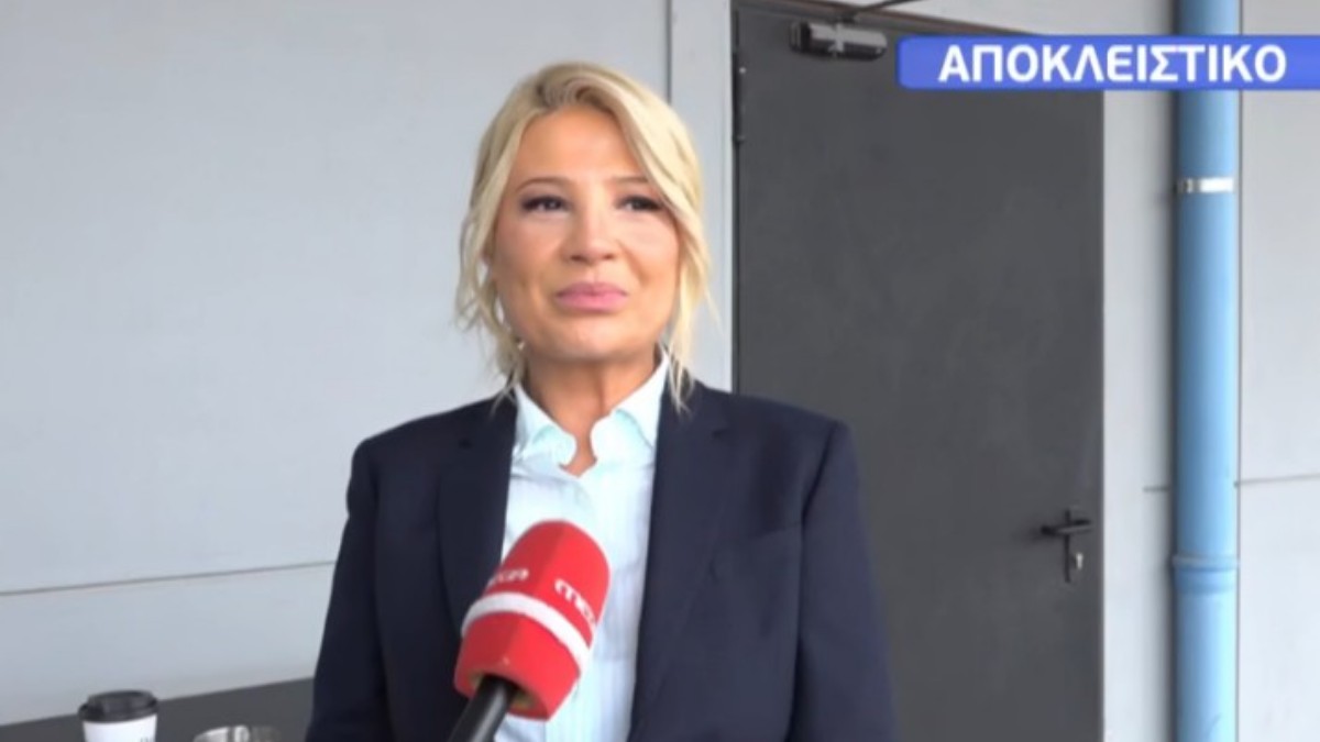 Φαίη Σκορδά: Η αποκάλυψη για τον γάμο του Μικρούτσικου και η αντίδρασή της στην ερώτηση για τον αρχιτέκτονα αγαπημένο της