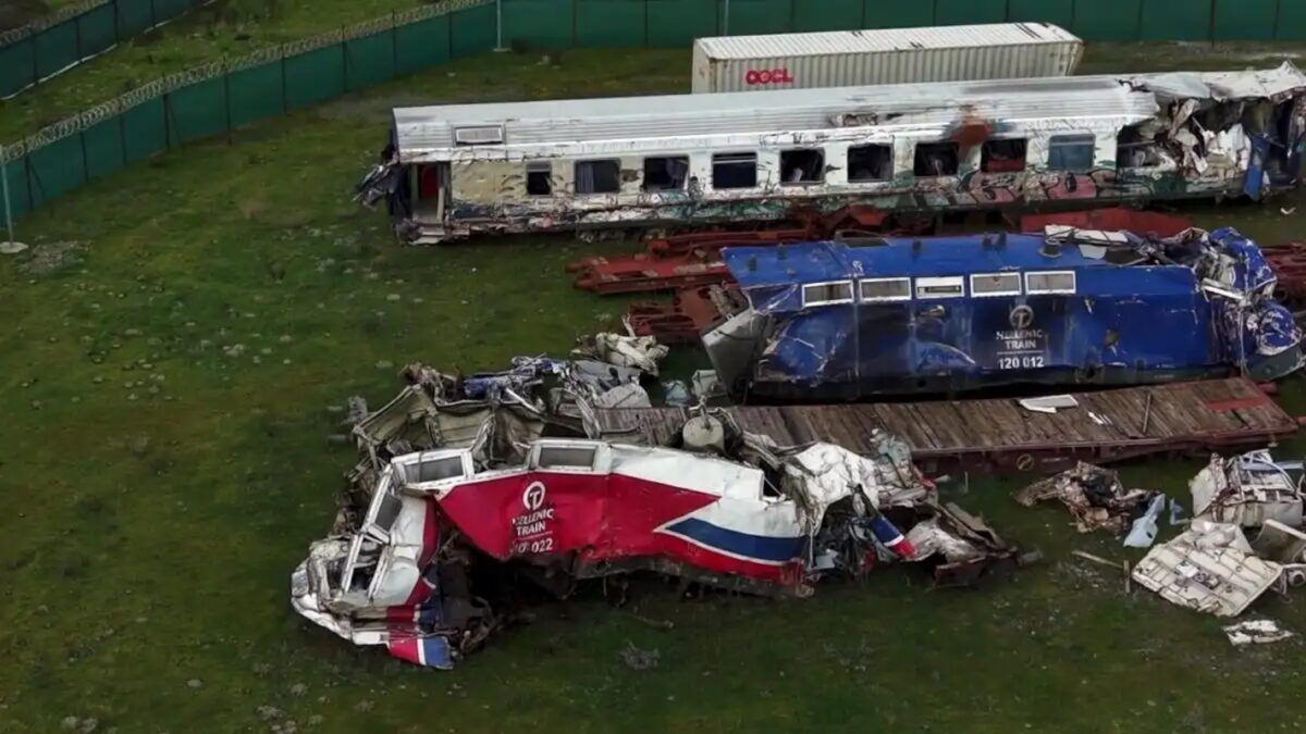 Τέμπη: Η δίκη για τα βίντεο μετατέθηκε στις 19 Μαρτίου – Κατέρρευσε η πρόεδρος της έδρας