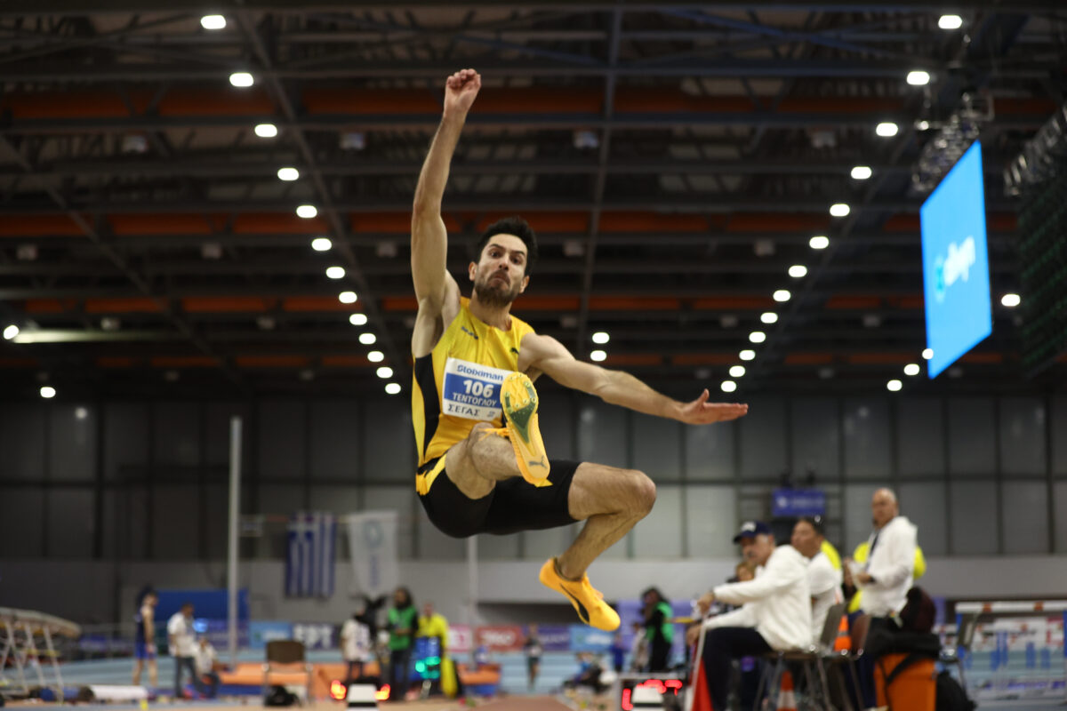 Ο Μίλτος Τεντόγλου με άλμα 8.22μ. στέφθηκε πρωταθλητής στο Πανελλήνιο κλειστού στίβου