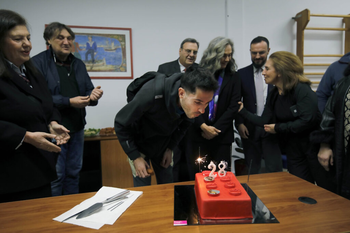Μίλτος Τεντόγλου: Η εντυπωσιακή τούρτα γενεθλίων σε μορφή LEGO