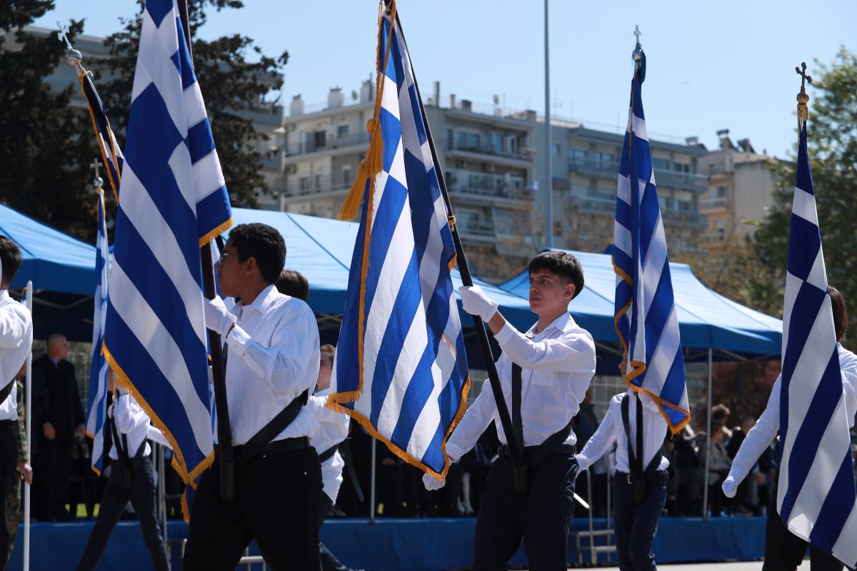 Μαθητική παρέλαση στη Θεσσαλονίκη για την 25η Μαρτίου
