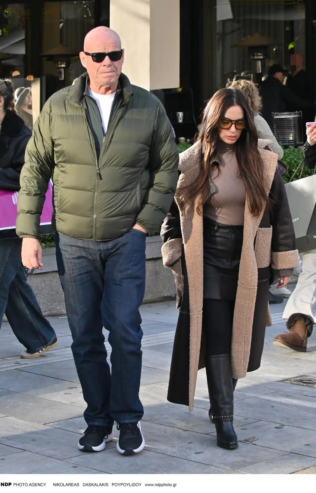 Ο Τζώνη Καλημέρης και η Ελπίδα Ιακωβίδου