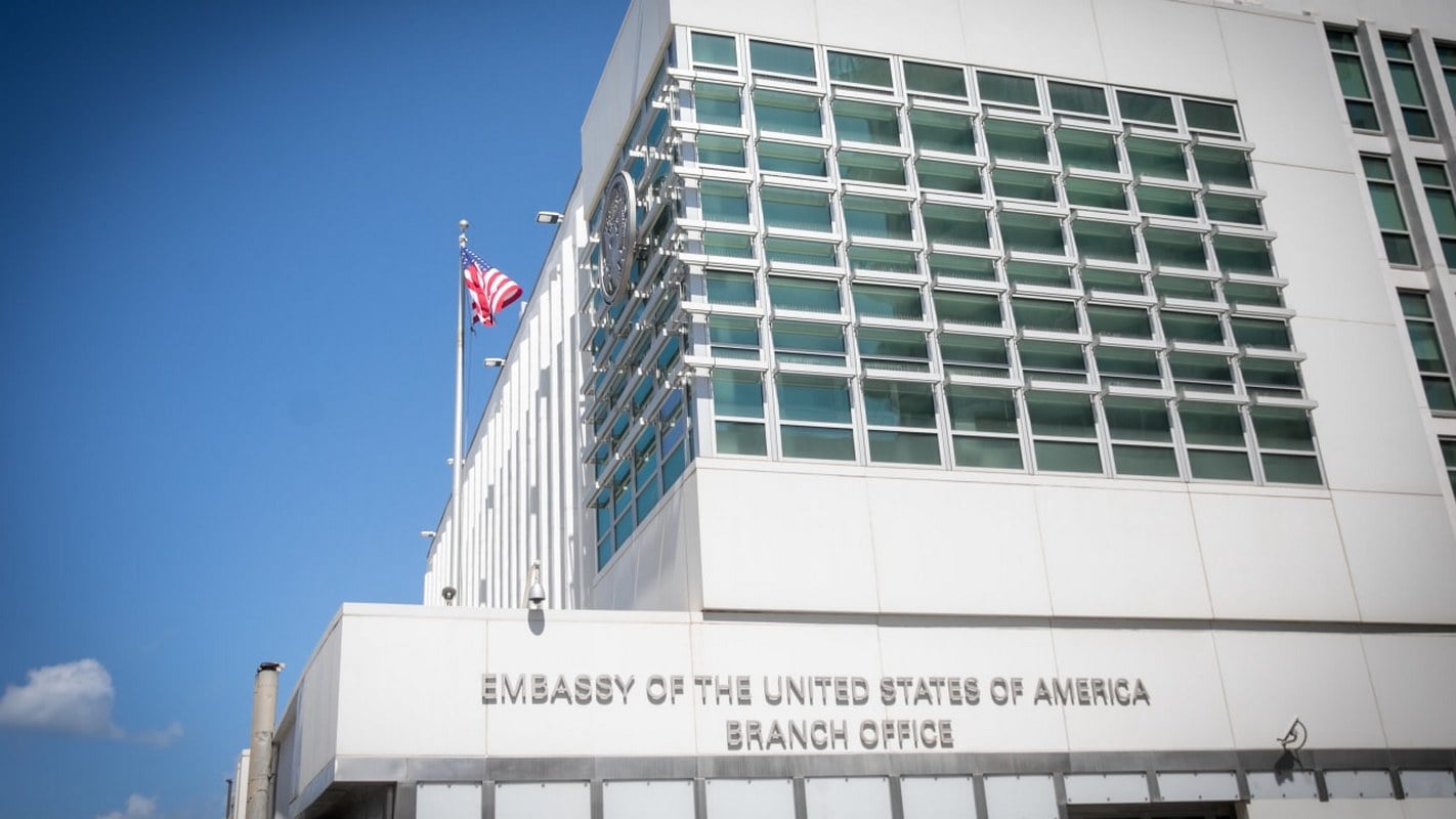 Οι ΗΠΑ γνωστοποίησαν ότι τσάρτερ πτήση Αμερικανών απογειώθηκε από τη Μέση Ανατολή