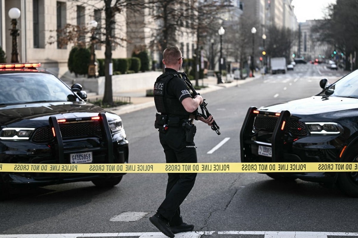ΗΠΑ: Το FBI χαρακτηρίζει τρομοκρατική την επίθεση στο πανεπιστήμιο της Βιρτζίνια – Δύο νεκροί, μεταξύ αυτών ο δράστης