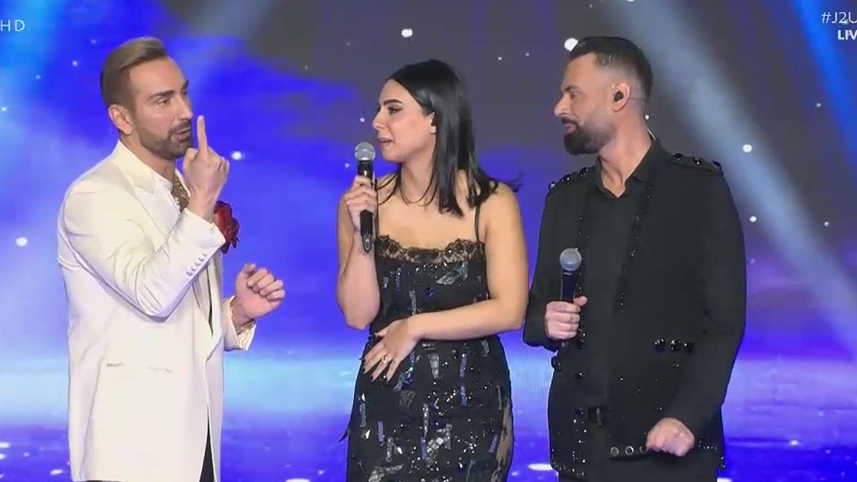 Home 59 Γαλάτεια Βασιλειάδη: Η παρουσία στο J2US – «Πίεσα αρκετά τον Γιώργο για την πρόταση γάμου»