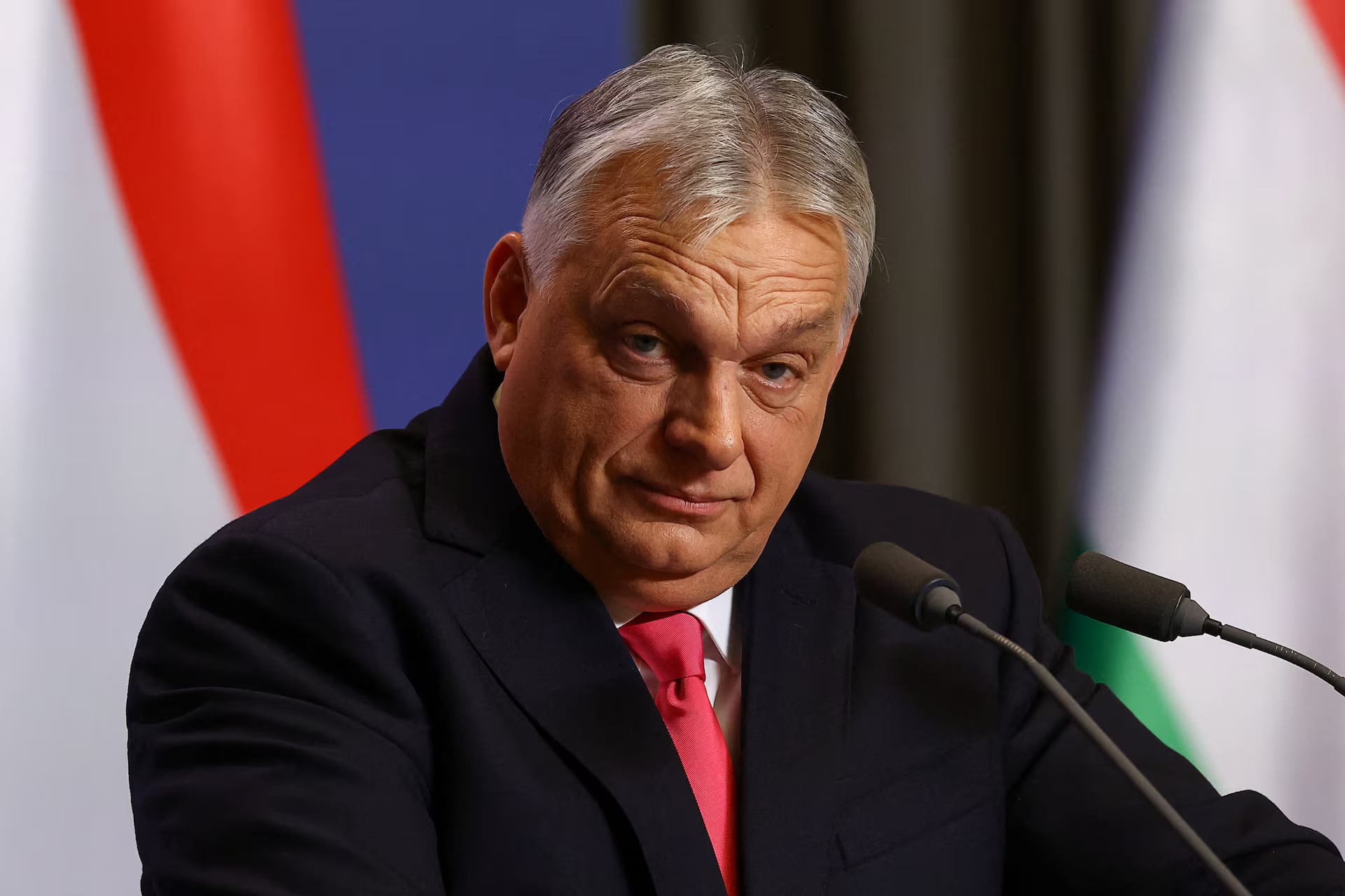 Politico: Η ΕΕ απομονώνει τον Όρμπαν και «παγώνει» την Ουγγαρία – Ανησυχίες για διαρροή απορρήτων στη Μόσχα
