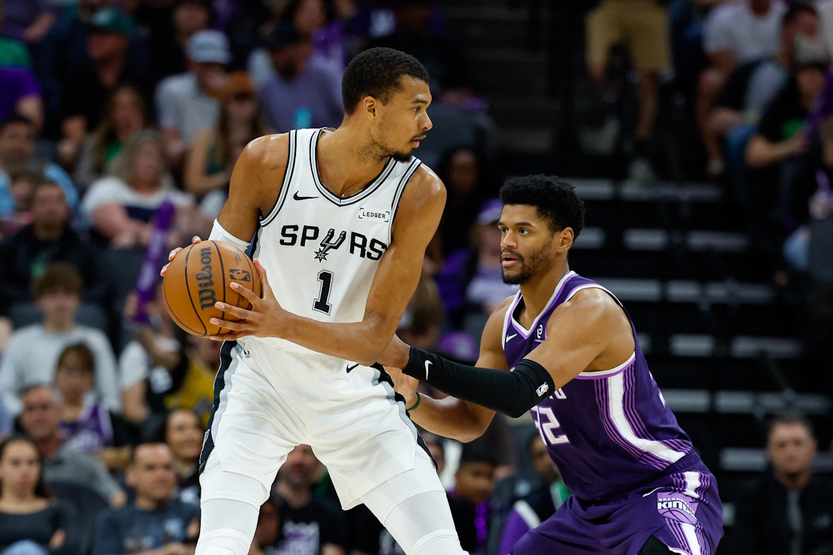 NBA Αποτελέσματα: Εντυπωσιακή εμφάνιση Γουενμπανιάμα, 40άρα από Γκίλτζους-Αλεξάντερ για Θάντερ