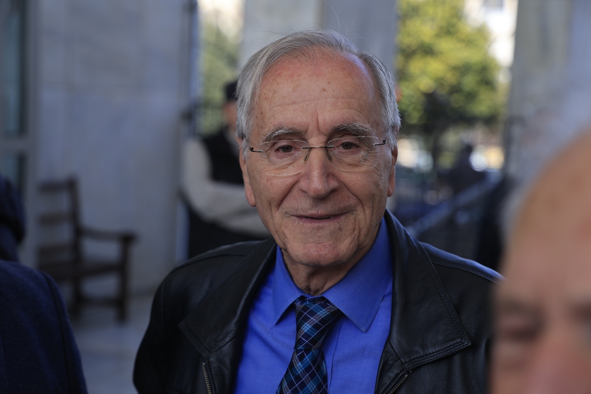 Στιγμιότυπα από την πολιτική κηδεία του Γιώργου 