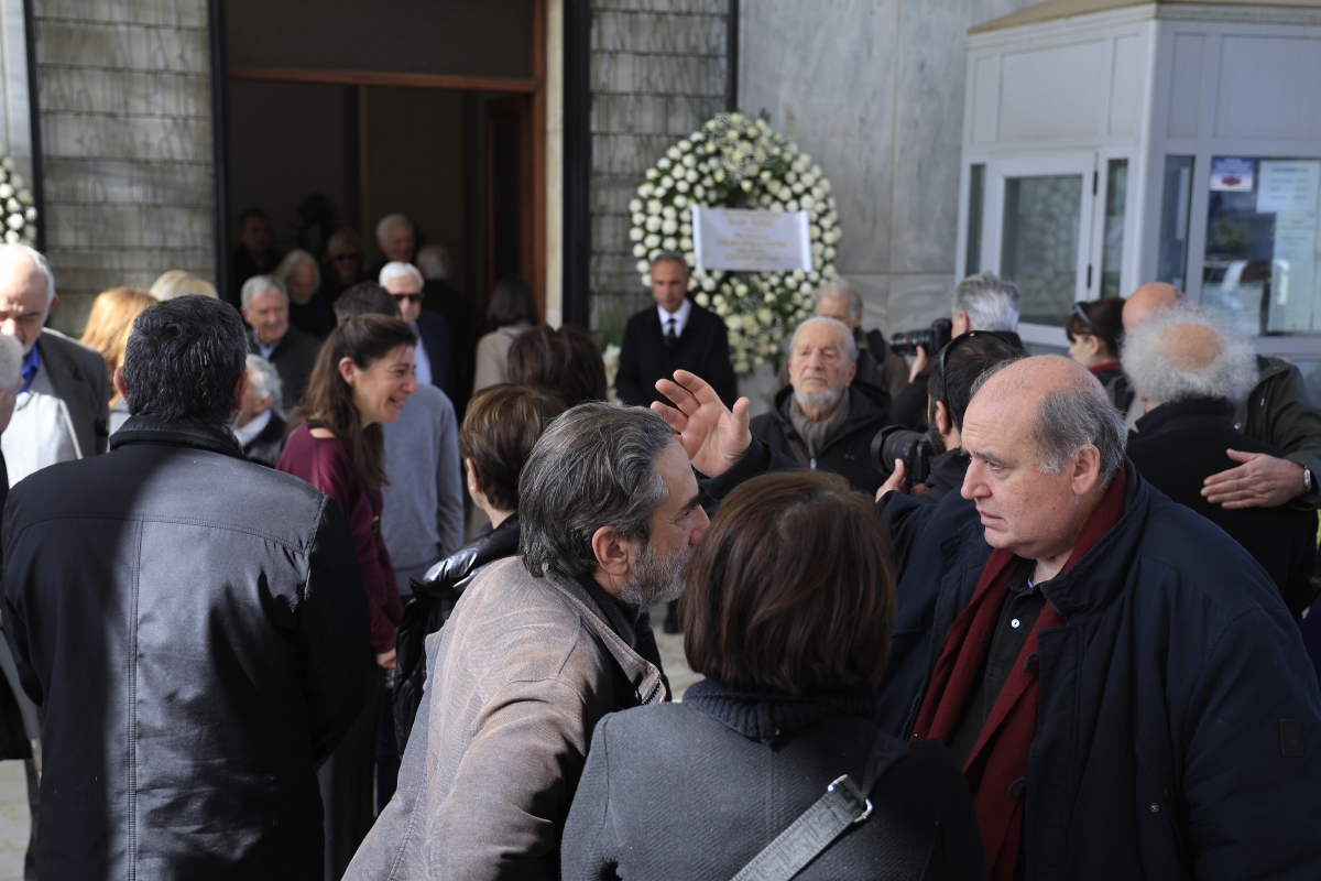 Στιγμιότυπα από την πολιτική κηδεία του Γιώργου 