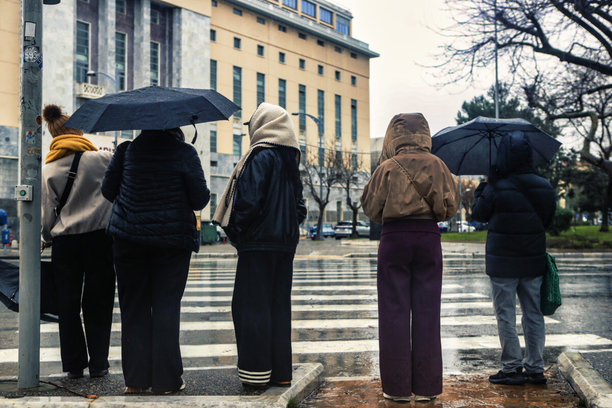 Καιρός αύριο: Καταιγίδες, βροχές και ισχυροί άνεμοι σε Ιόνιο και δυτικά ηπειρωτικά