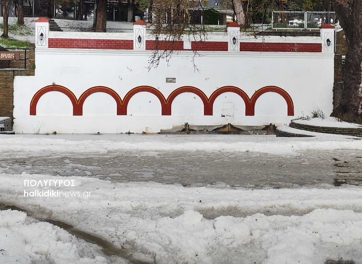 Πυκνό χαλάζι στη Χαλκιδική